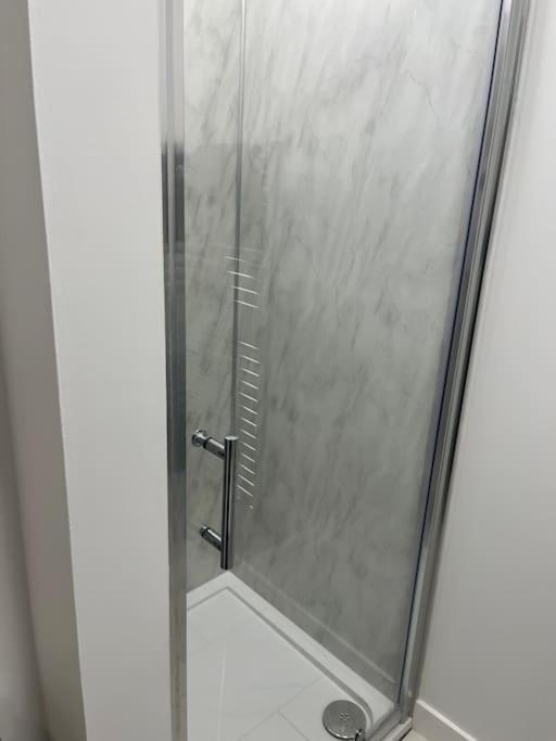 Glenbervie - Beautifully Refurbished, Self-Contained Apartment Dunfermline Zewnętrze zdjęcie