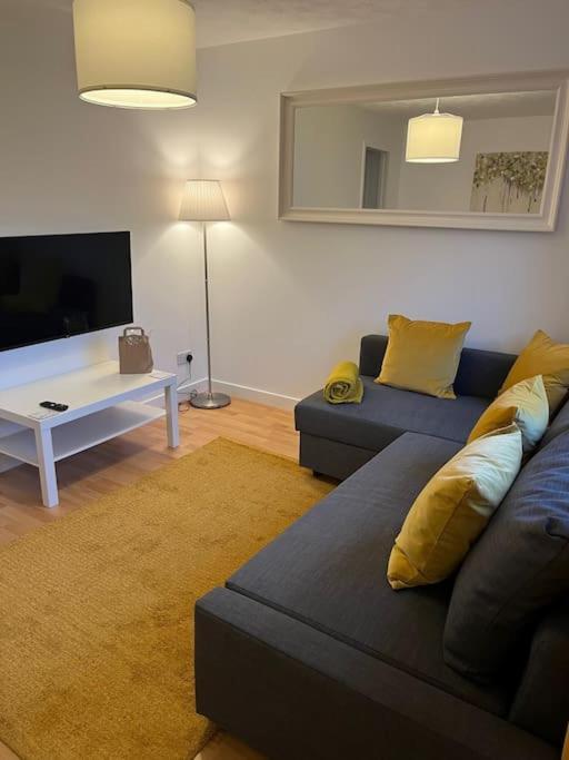 Glenbervie - Beautifully Refurbished, Self-Contained Apartment Dunfermline Zewnętrze zdjęcie
